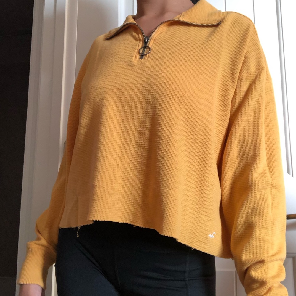 Hollister thermal boyfriend tee